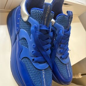 Alexander McQueen Men's Vibrant Blue Sneakers